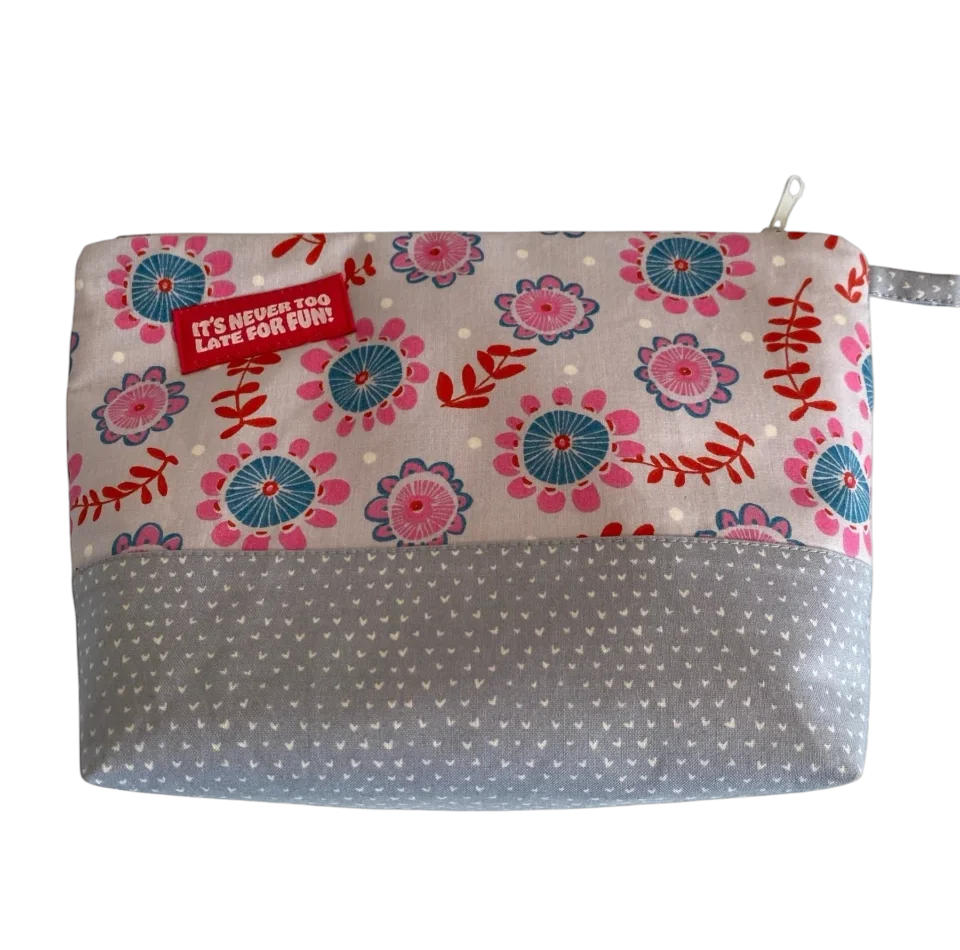 Handgenähtes-Taeschchen-Etui-Kaliko6