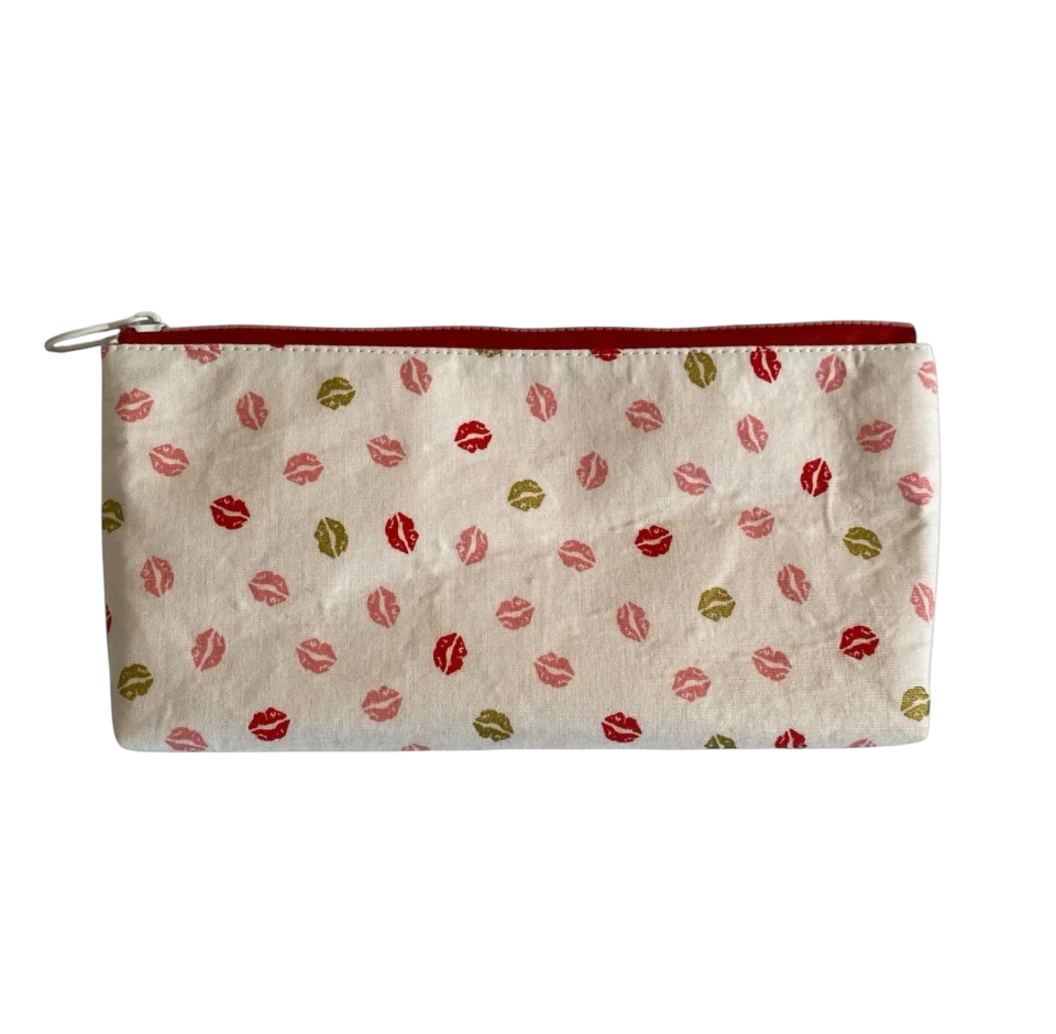 Handgenähtes-Taeschchen-Etui-Kaliko8